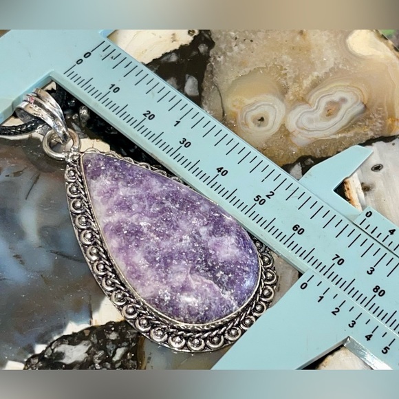 Lepidolite Pendant & Earrings Set - Picture 14 of 15